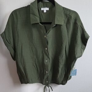 Elegant Forest Green Button-Down Shirt